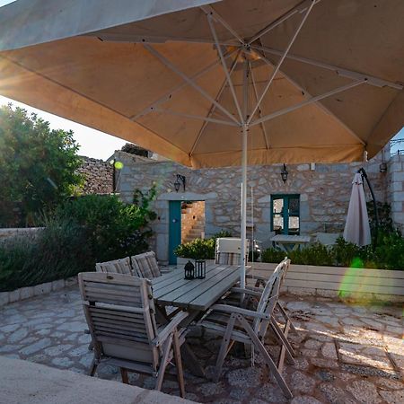 Olea Hotel Pírgos Dhiroú Bagian luar foto