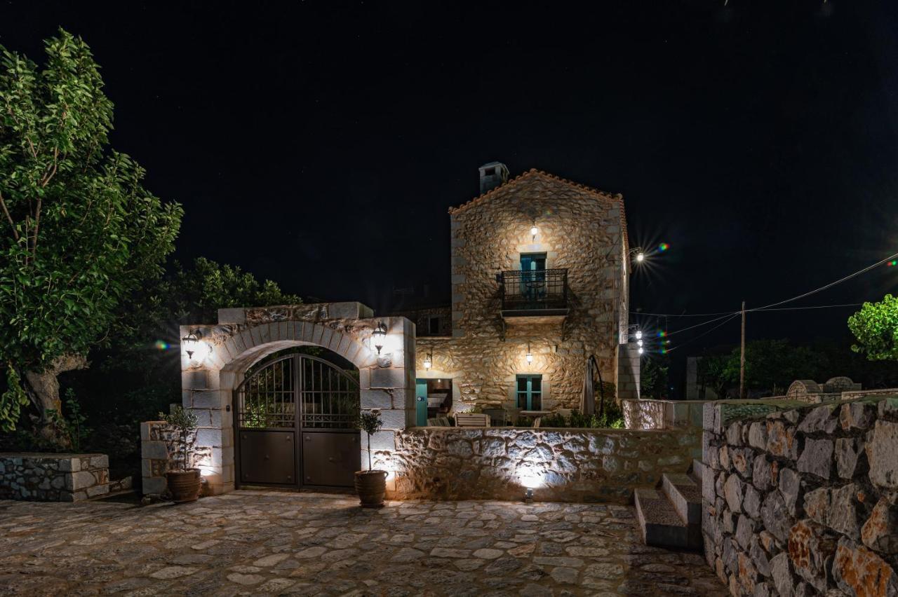 Olea Hotel Pírgos Dhiroú Bagian luar foto