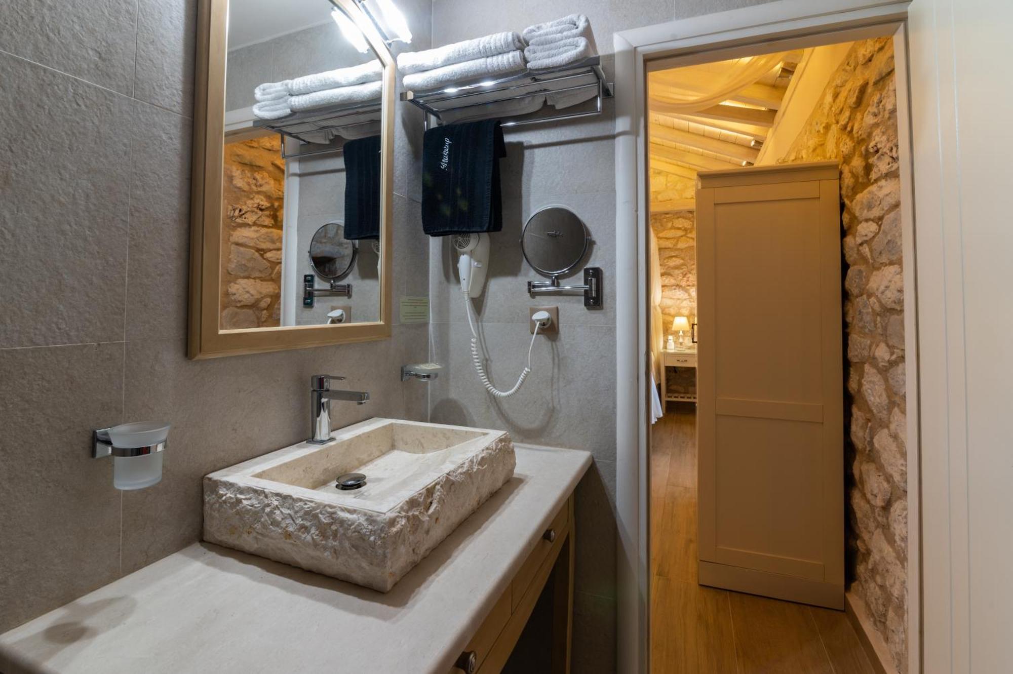 Olea Hotel Pírgos Dhiroú Ruang foto